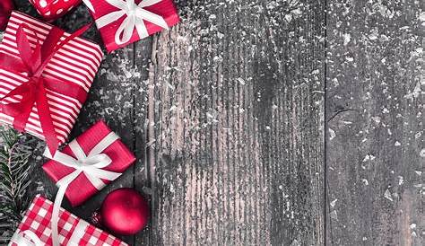 25 Free Christmas Wallpapers for iPhone Cute and Vintage