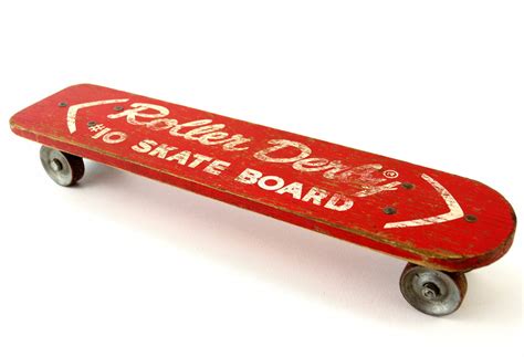 vintage skateboard with metal wheels