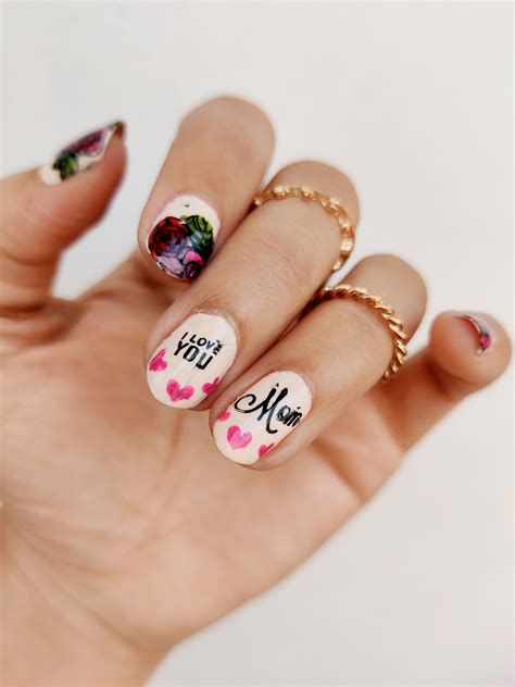 Vintage Glamour - Classy Mother's Day Nail Designs