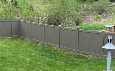 vinyl backyard fence