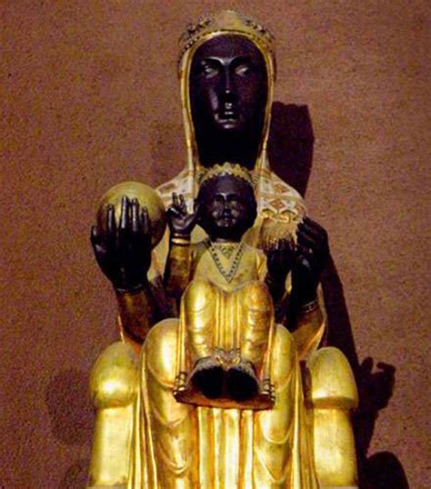 virgen negra de montserrat