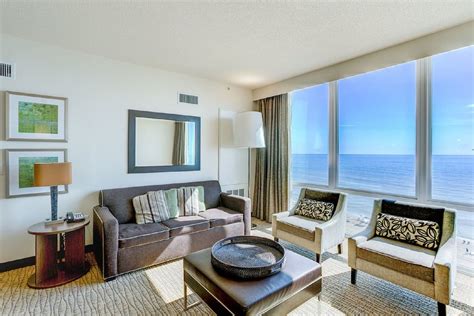 Virginia Beach Rentals: 2 Bedroom Condos Oceanfront