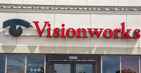 visionworks store hours