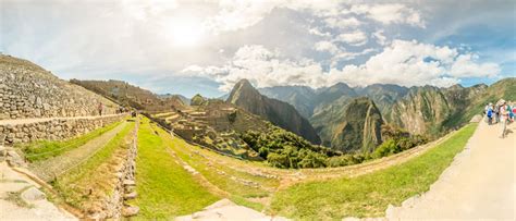 Visitor's Guide to Machu Picchu