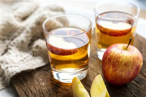 Vitamins Apple Juice
