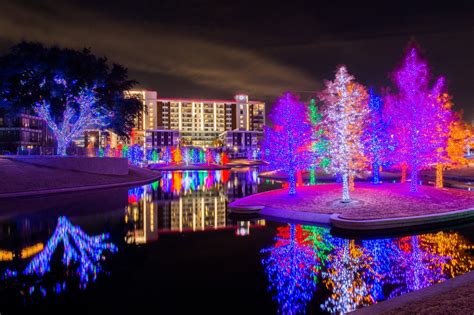 vitruvian christmas lights