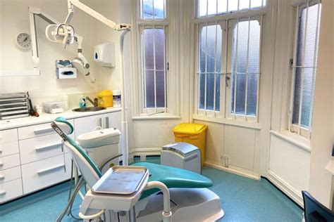 vivian avenue dental clinic