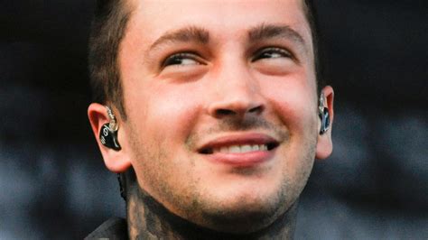 vocalista twenty one pilots