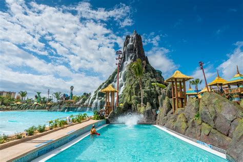 volcano bay resort hotel orlando florida