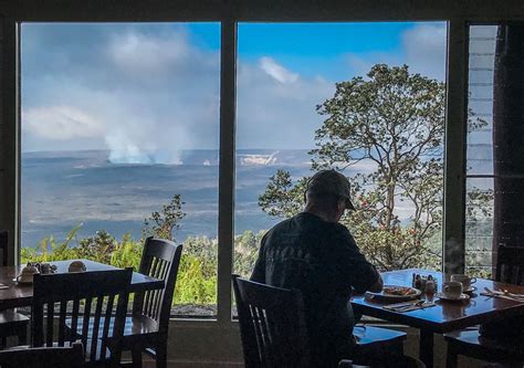 volcano house rim restaurant