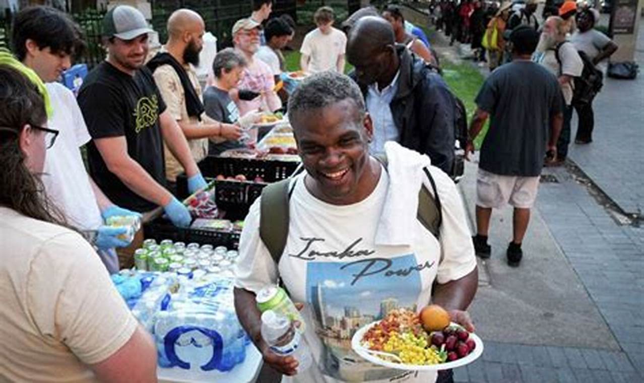 Ways to Volunteer to Feed the Homeless Near You
