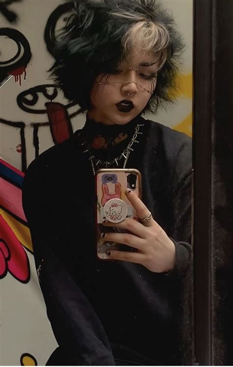 Vomitboyx Max in 2021 Alternative makeup, Punk makeup, Types of