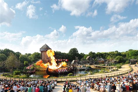 voyage au puy du fou en autocar