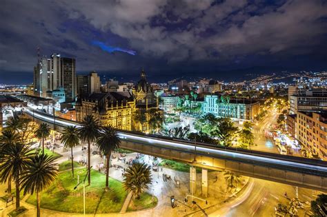 vuelos para colombia medellin