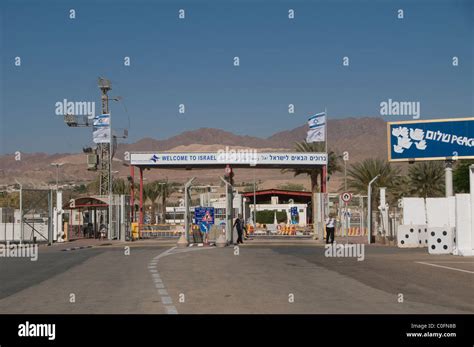 wadi araba border crossing