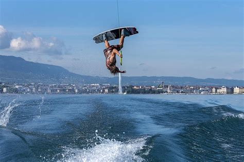 Wake Surfing Geneva