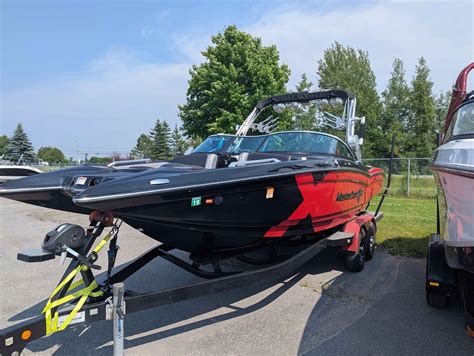 Wakeboarding Machine