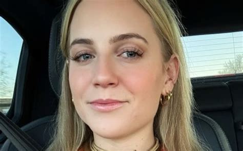 walker onlyfans violet