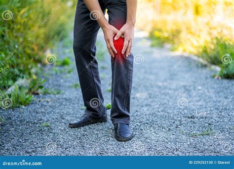 Walking Knee Problems