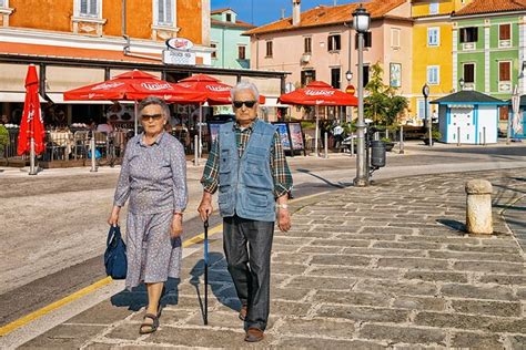 walking tour flexibility