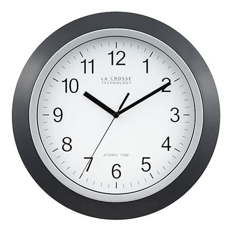 Wall Clocks That Update Automatically