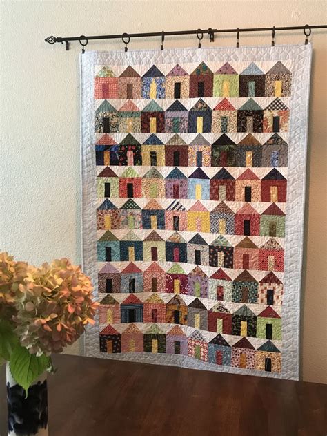 wall hanging quilt size