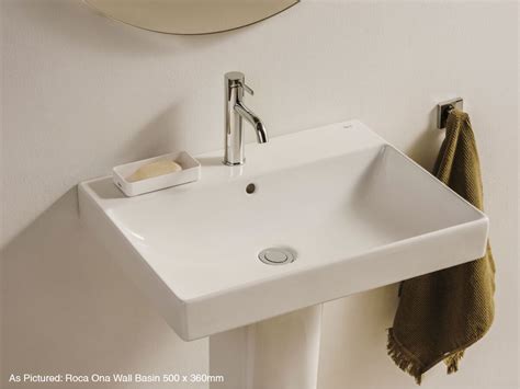 Wall Hung Basin With Overflow