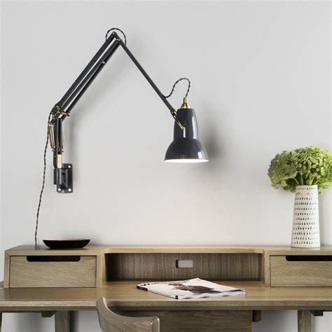 Wall Mounted Task Lamp