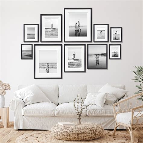 Wall Pictures In Black Frames