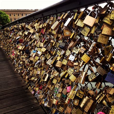walled city love lock bridge