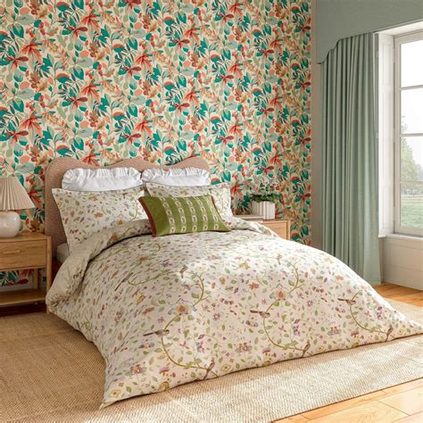 Wallpaper Bedding Design