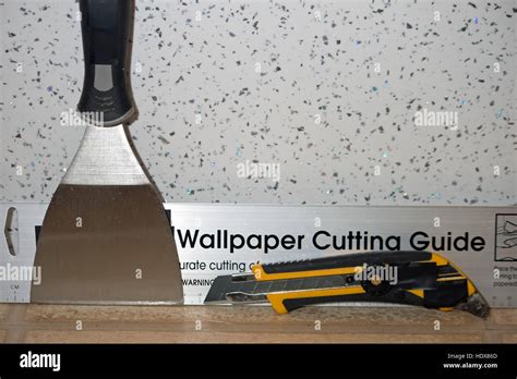 Wallpaper Cutting Tools