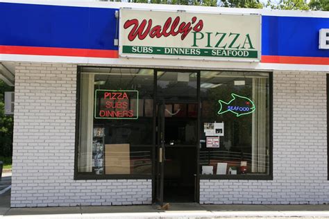 wally's pizza hudson north carolina