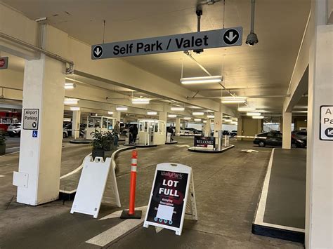 wallypark airport parking reviews