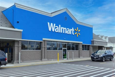 Walmart Navigating the Challenges
