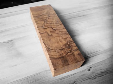 Walnut For Knife Handles