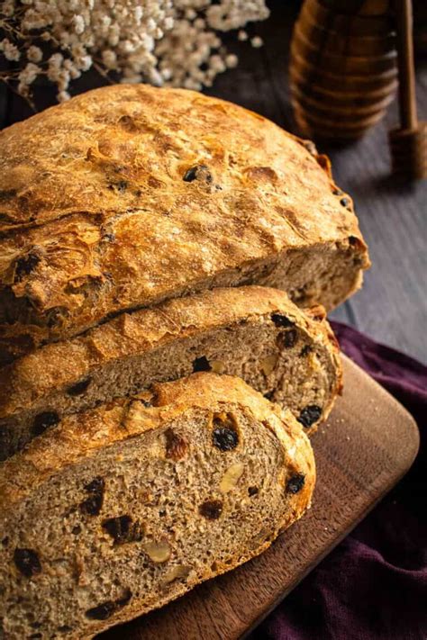 Walnut Raisin Bread Recipe