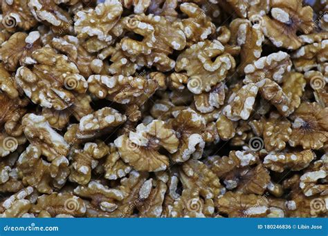 Walnuts Good Cholesterol