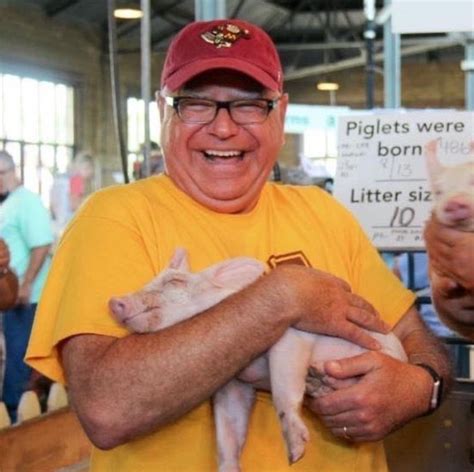 walz with pig