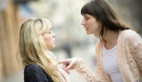 5 Anzeichen, dass du eine Freundschaft beenden solltest - FIT FOR FUN