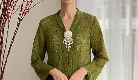 Pin by Cici on kebaya in 2022 | Pakaian untuk wanita, Busana renda