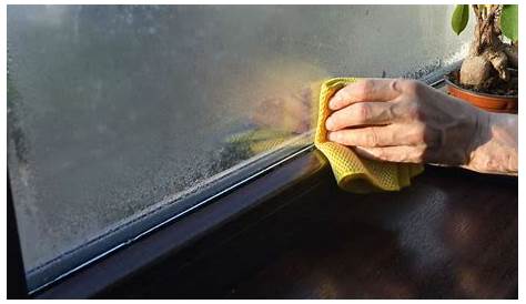 Fenster putzen im Winter | Tipps für streifenfreies säubern