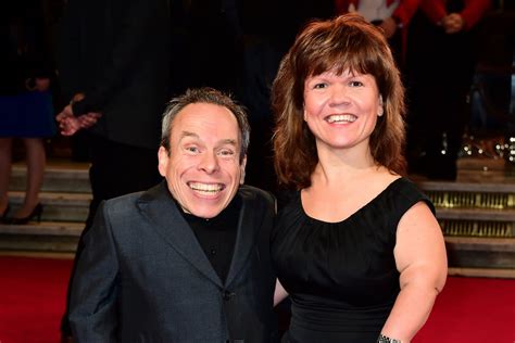 warwick davis wife samantha davis