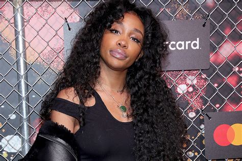 SZA Delivers a ShowStopping Performance of 'Broken Clocks' at 2018
