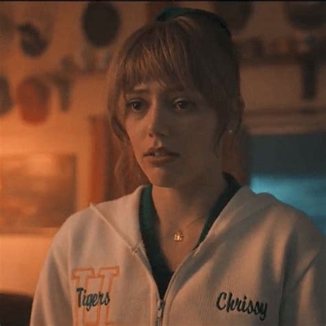 was chrissy pregnant stranger things 4