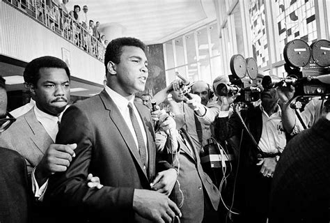 was muhammad ali a pacifist