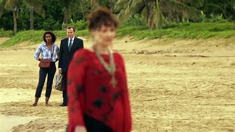 watch death in paradise s01e02