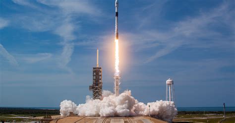 watch spacex falcon 9 launch tonight