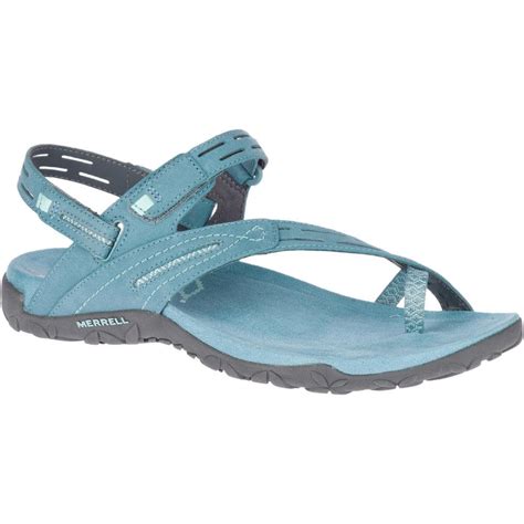 Water Sandals With Toe Loop
