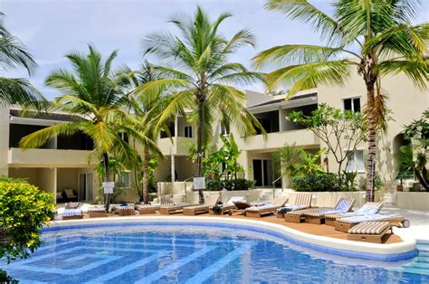 waves hotel barbados reviews